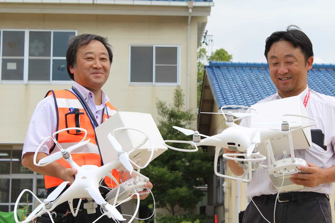 ドローンで小学校や保育園の屋根点検ー地域の防災にも有効活用